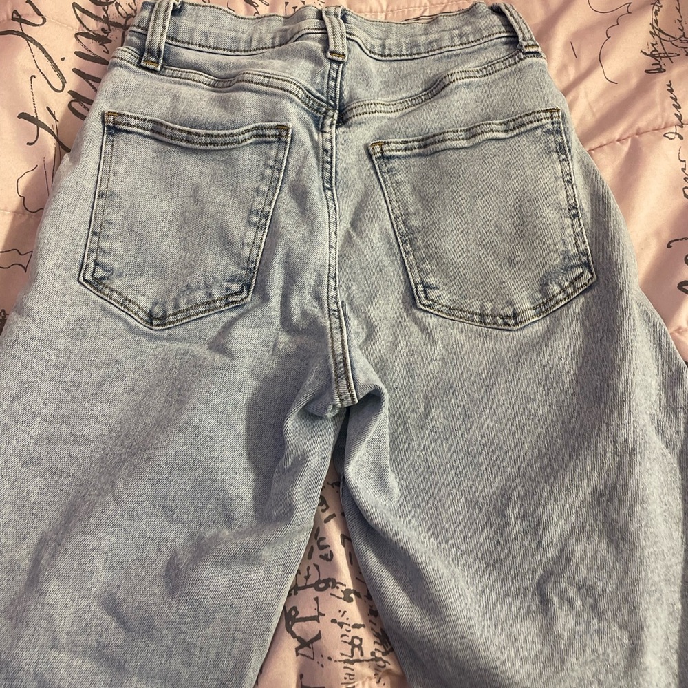 Arizona brand mom jeans